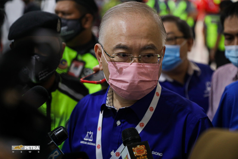 In wake of cabotage reversal criticism, Wee reveals possible Japan cable project